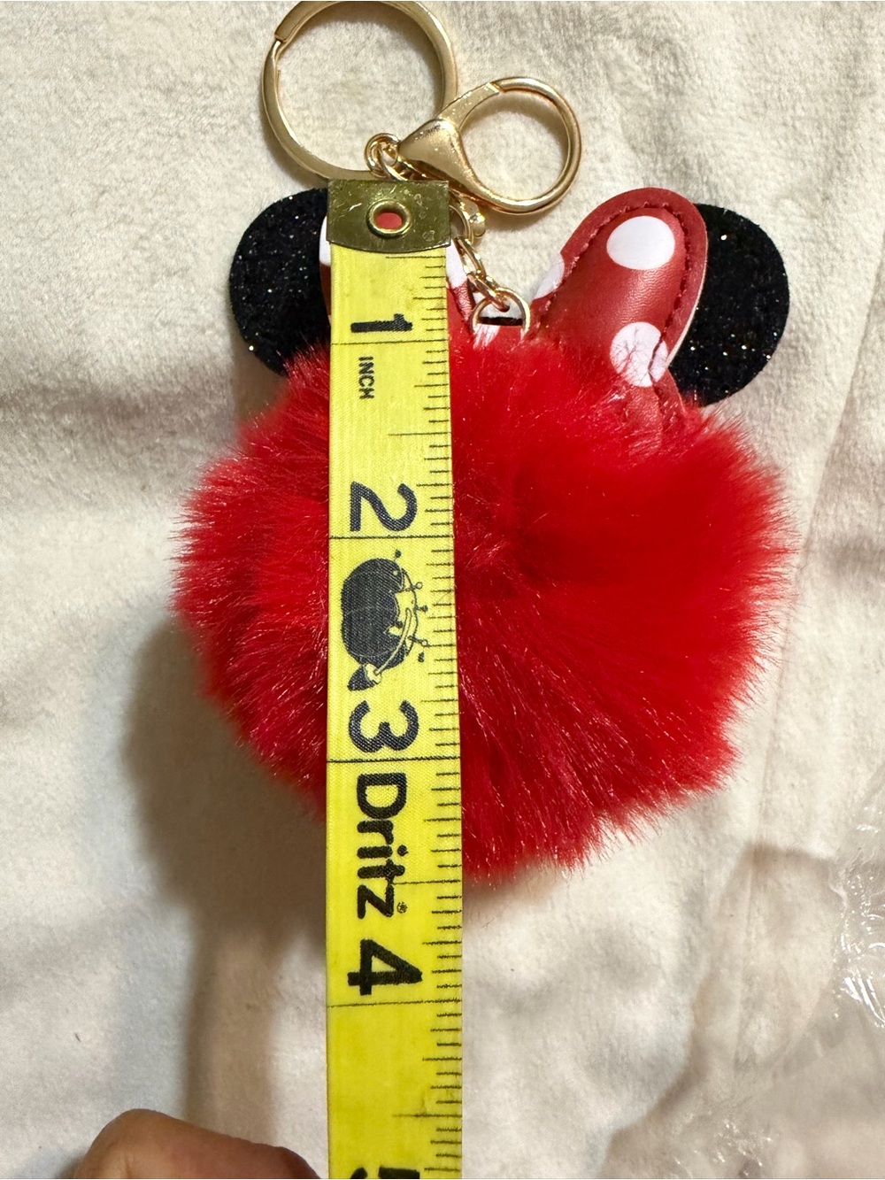 Red Pom Pom Minnie Mouse Keychain - Picture 5 of 5